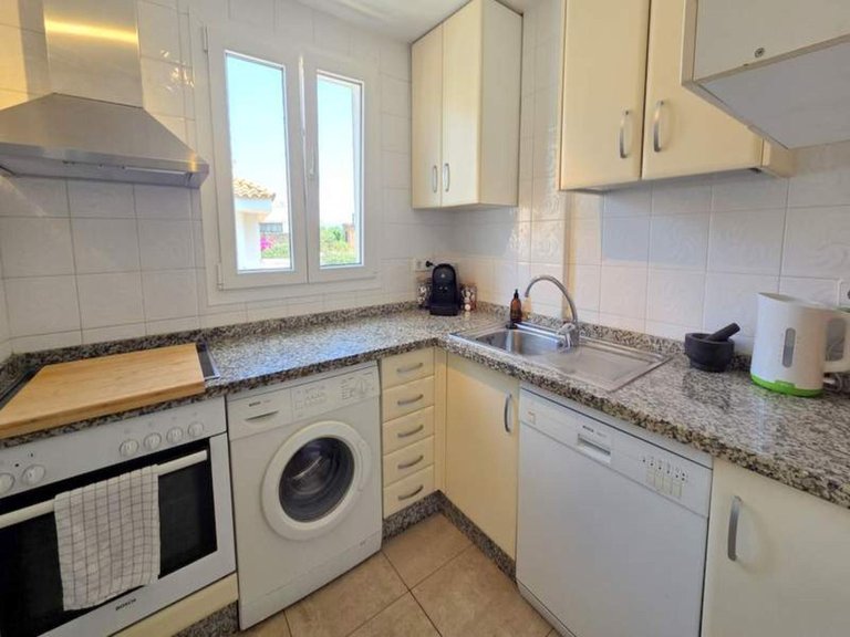 Apartment for Sale in La Duquesa, Malaga 7