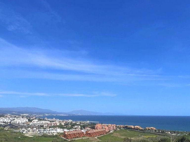 Apartment for Sale in La Duquesa, Malaga 28