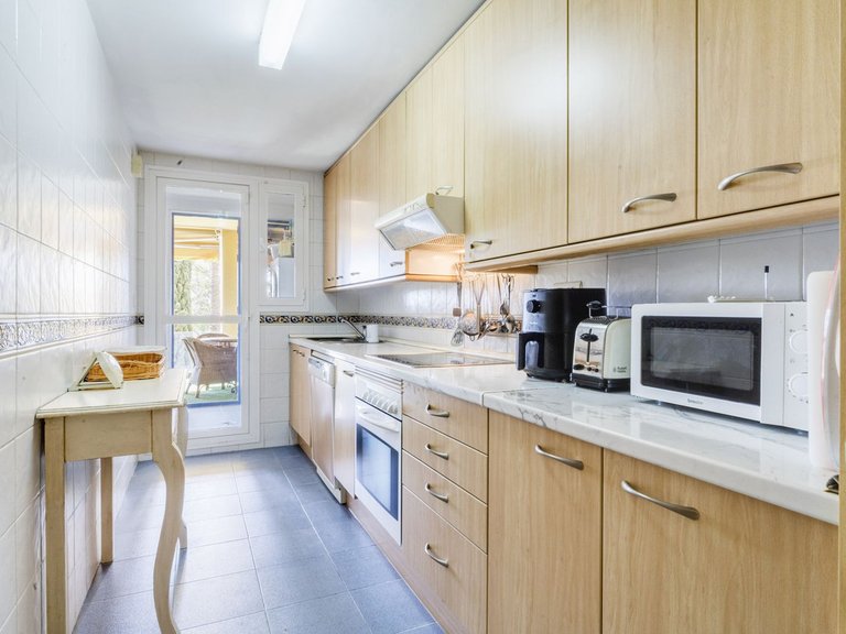 Apartment for Sale in Bahía De Marbella, Malaga 10