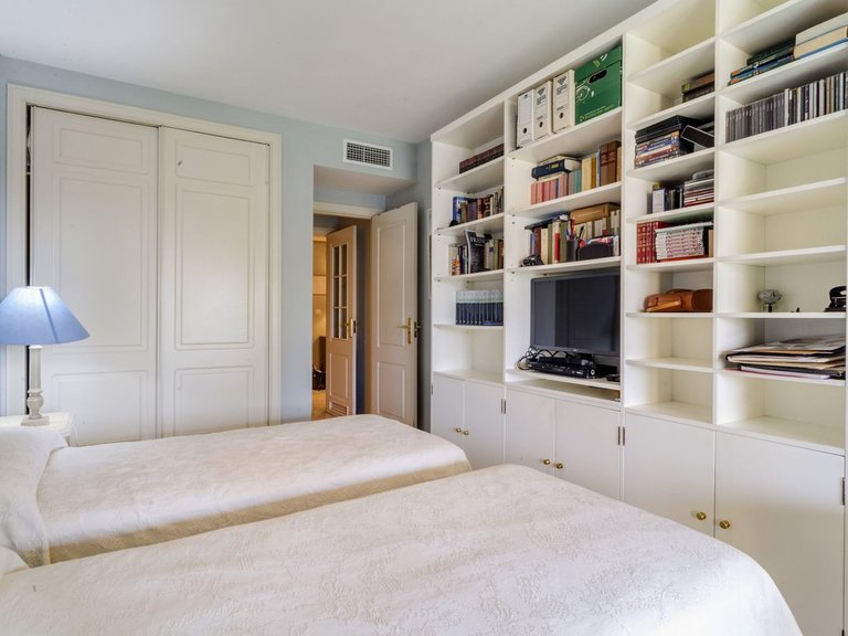 Apartment for Sale in Bahía De Marbella, Malaga 20