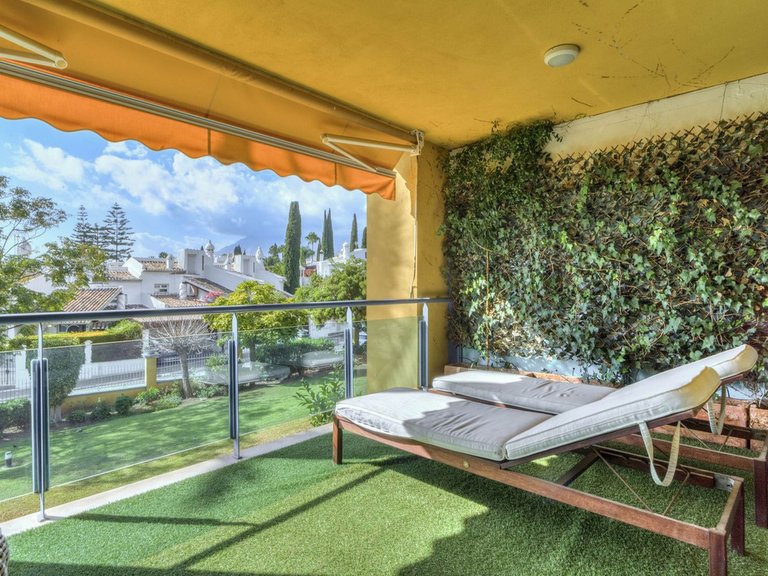 Apartment for Sale in Bahía De Marbella, Malaga 24