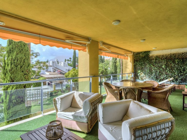 Apartment for Sale in Bahía De Marbella, Malaga 5