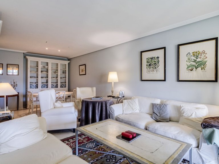 Apartment for Sale in Bahía De Marbella, Malaga 7