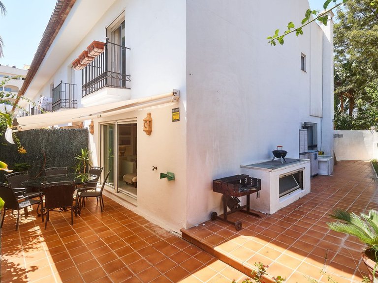 Town House for Sale in The Golden Mile, Malaga 13