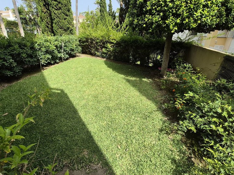 Apartment for Sale in Bahía De Marbella, Malaga 3