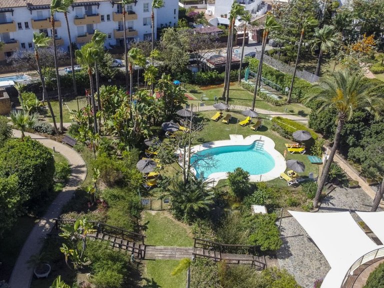 Apartment for Sale in Bahía De Marbella, Malaga 36
