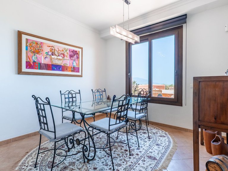 Apartment for Sale in La Mairena, Malaga 11