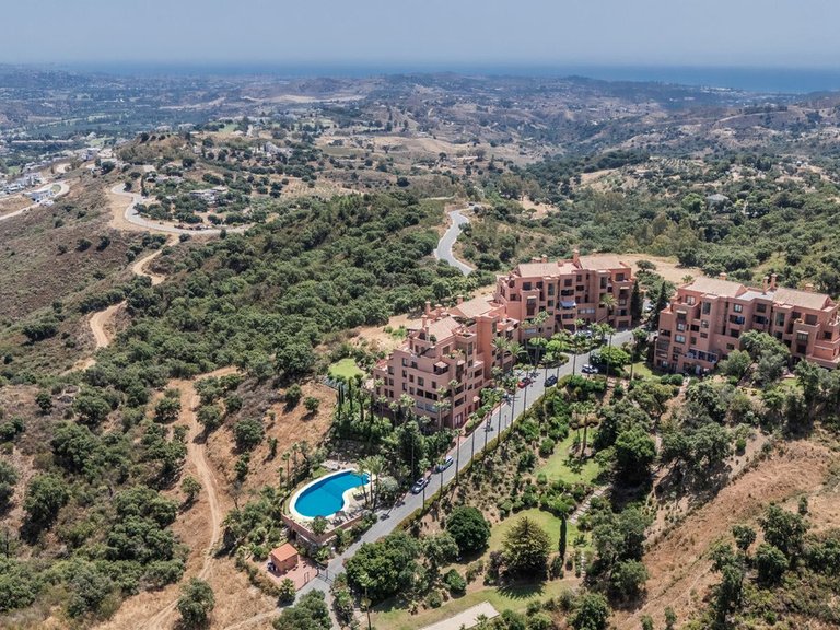 Apartment for Sale in La Mairena, Malaga 12