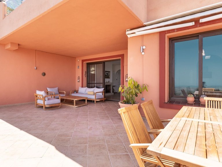 Apartment for Sale in La Mairena, Malaga 13