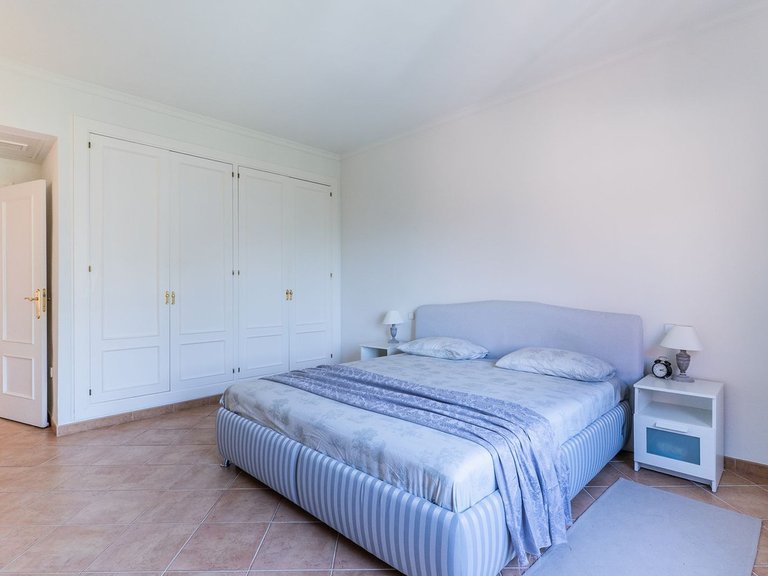 Apartment for Sale in La Mairena, Malaga 16