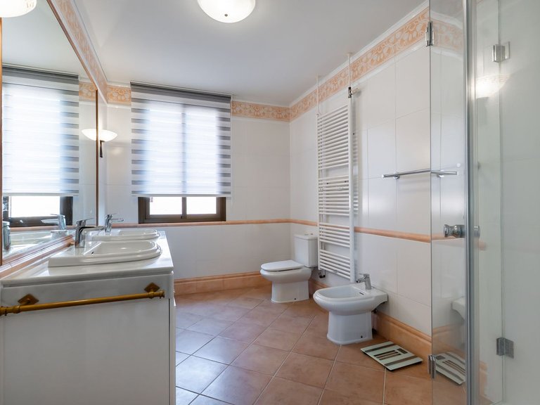 Apartment for Sale in La Mairena, Malaga 18