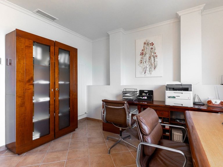 Apartment for Sale in La Mairena, Malaga 20