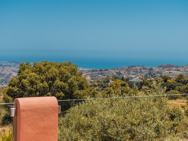 Apartment for Sale in La Mairena, Malaga 30