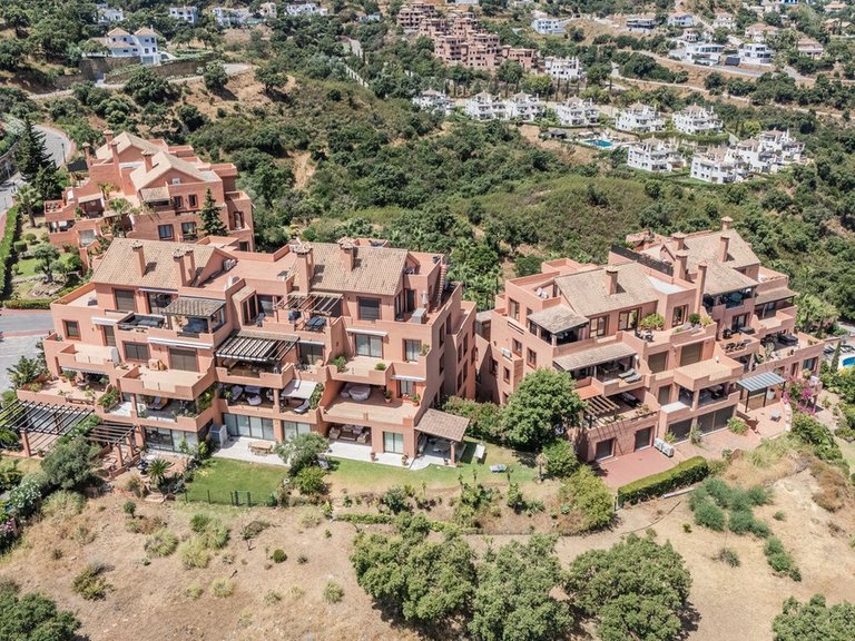 Apartment for Sale in La Mairena, Malaga 33