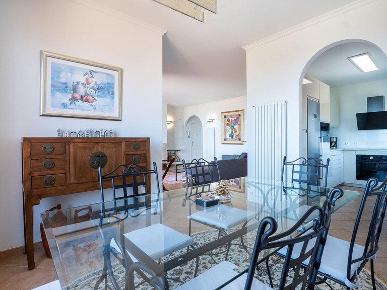 Apartment for Sale in La Mairena, Malaga 5