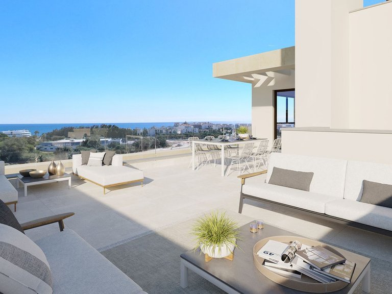 Penthouse for Sale in Estepona, Malaga 1