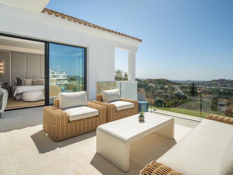 Villa for Sale in Benahavís, Malaga 31