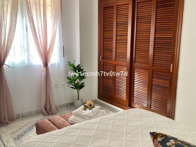 Apartment for Sale in Benalmadena, Malaga 6