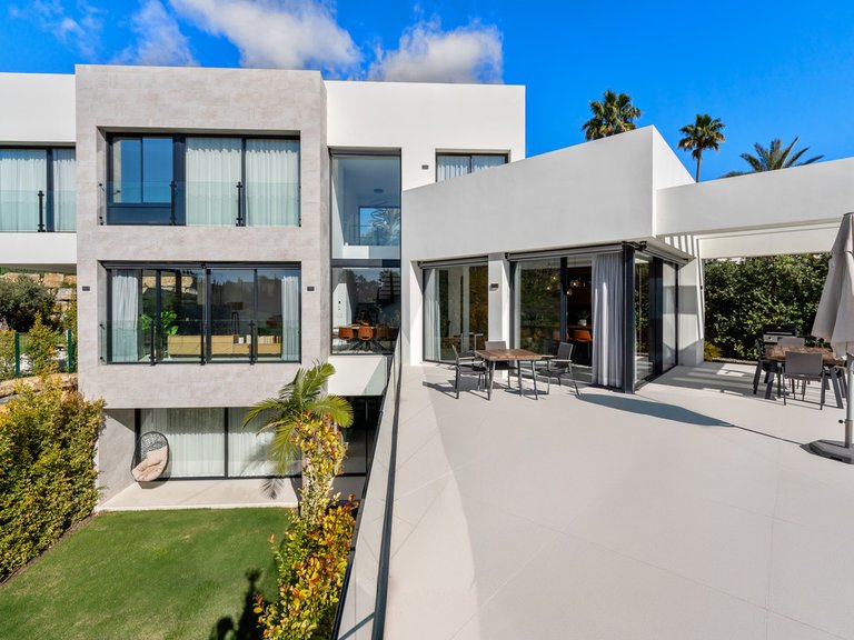 Villa for Sale in Benahavís, Malaga 19