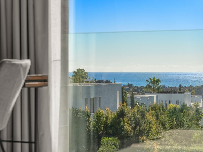 Villa for Sale in Benahavís, Malaga 30