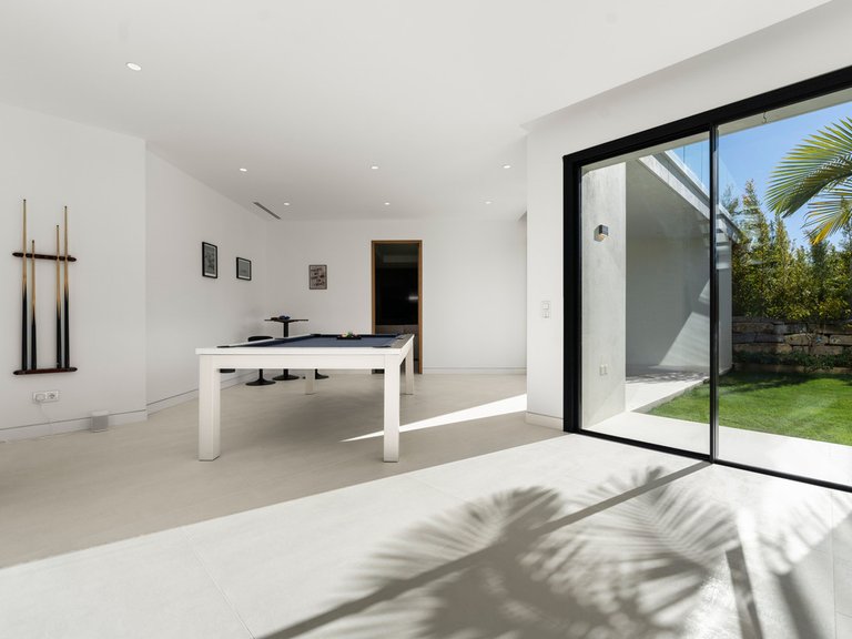 Villa for Sale in Benahavís, Malaga 34