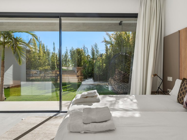 Villa for Sale in Benahavís, Malaga 39