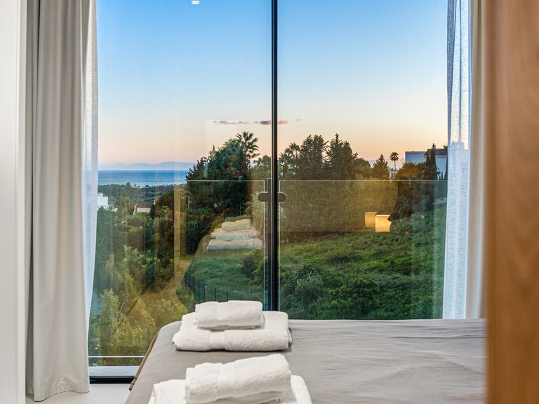 Villa for Sale in Benahavís, Malaga 43