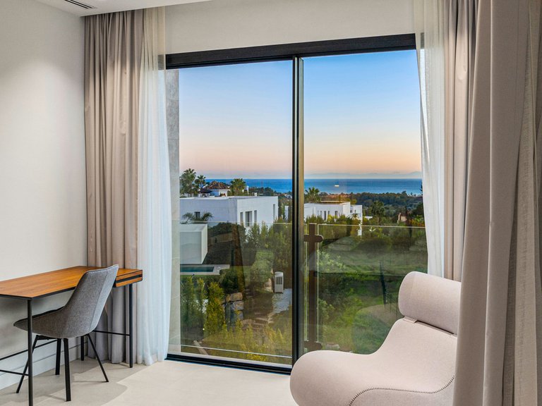 Villa for Sale in Benahavís, Malaga 44