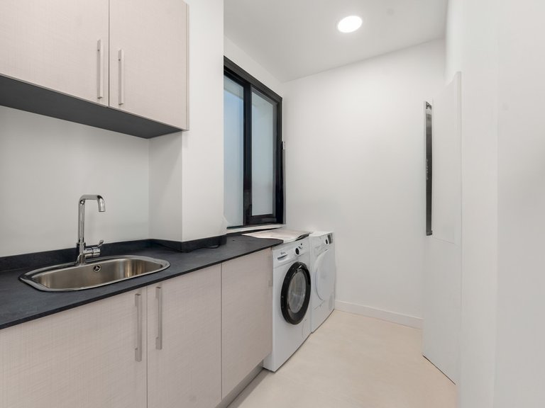 Villa for Sale in Benahavís, Malaga 50