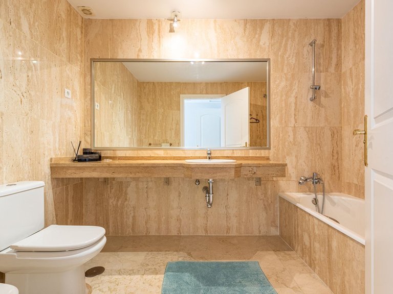 Apartment for Sale in Elviria, Malaga 14