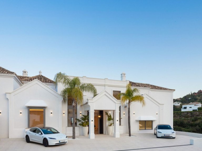 Villa for Sale in Marbella, Malaga 27