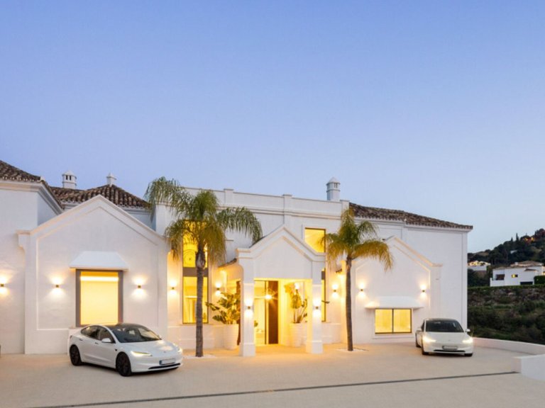 Villa for Sale in Marbella, Malaga 29