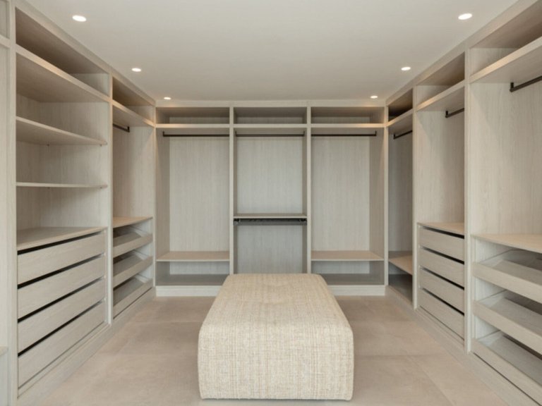 Villa for Sale in Marbella, Malaga 6