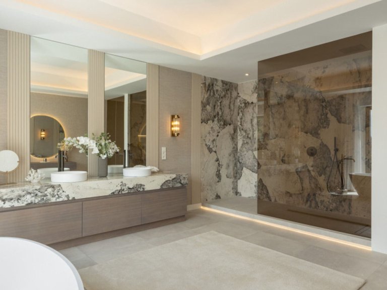 Villa for Sale in Marbella, Malaga 7