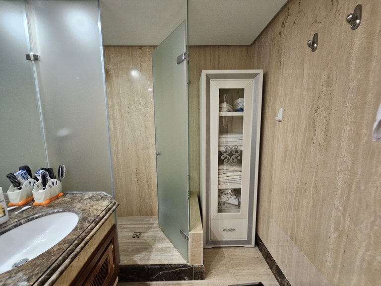 Apartment for Sale in Estepona, Malaga 16