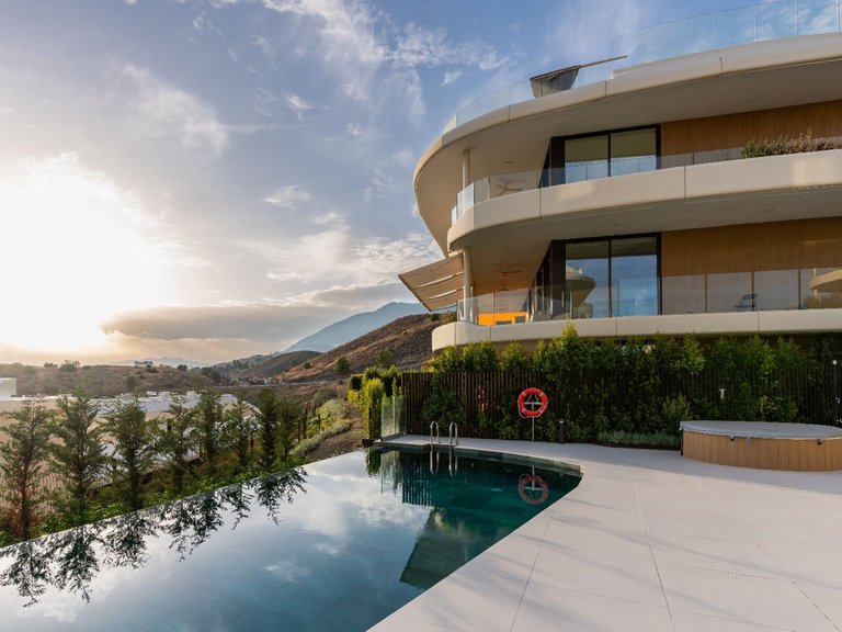 Apartment for Sale in Fuengirola, Malaga 1