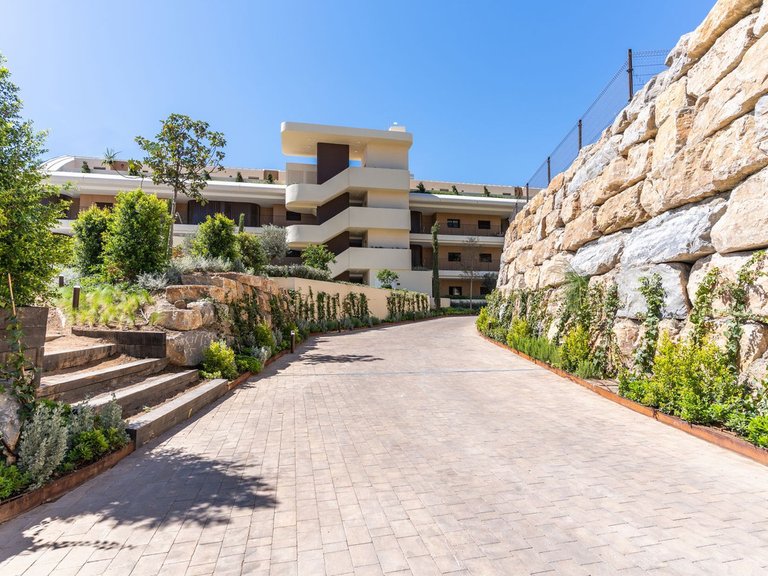 Apartment for Sale in Fuengirola, Malaga 44