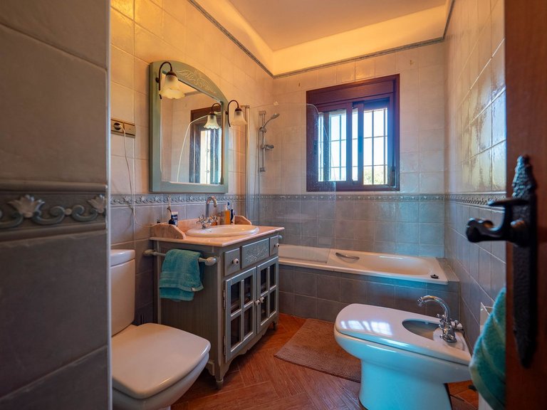 Villa for Sale in Alhaurin El Grande, Malaga 12