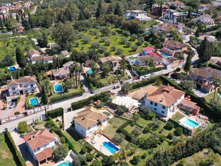 Villa for Sale in Alhaurin El Grande, Malaga 34