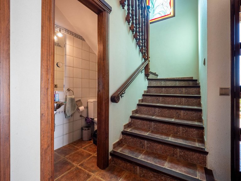 Villa for Sale in Alhaurin El Grande, Malaga 8