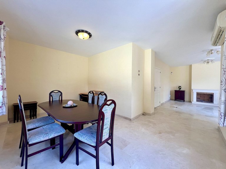 Villa for Sale in Riviera Del Sol, Malaga 19