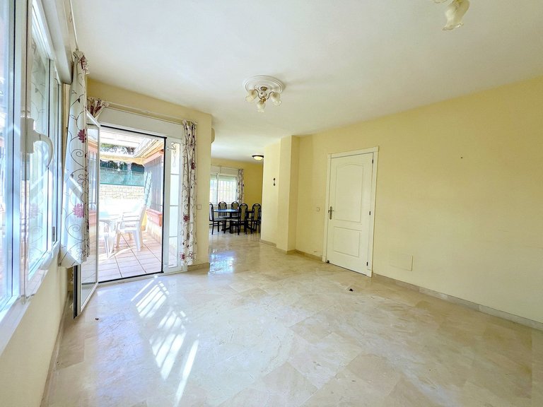 Villa for Sale in Riviera Del Sol, Malaga 27