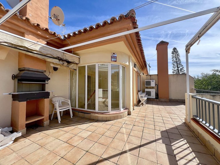 Villa for Sale in Riviera Del Sol, Malaga 38