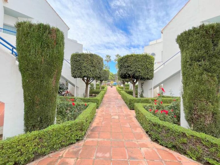 Apartment for Sale in Casares, Malaga 25