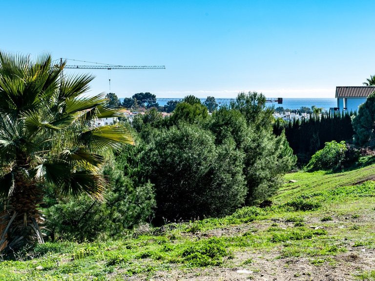 Plot for Sale in New Golden Mile, Malaga 2