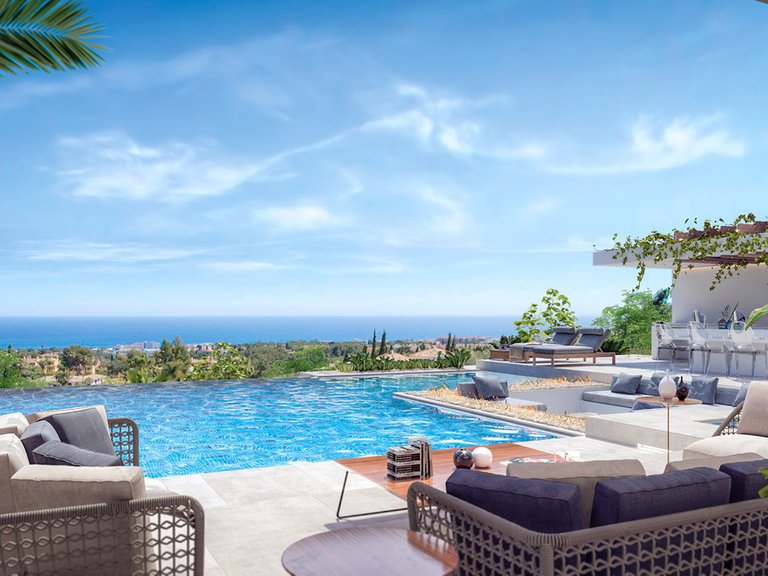 Plot for Sale in New Golden Mile, Malaga 3