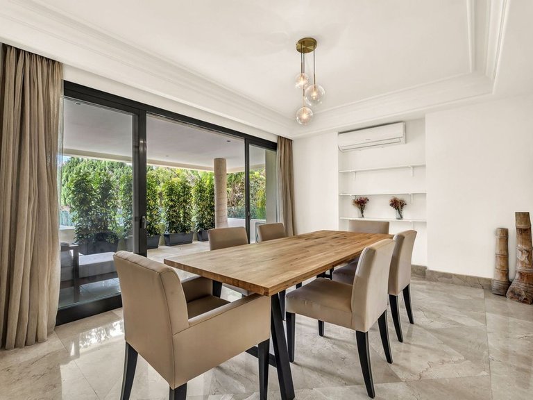 Apartment for Sale in Los Monteros, Malaga 12