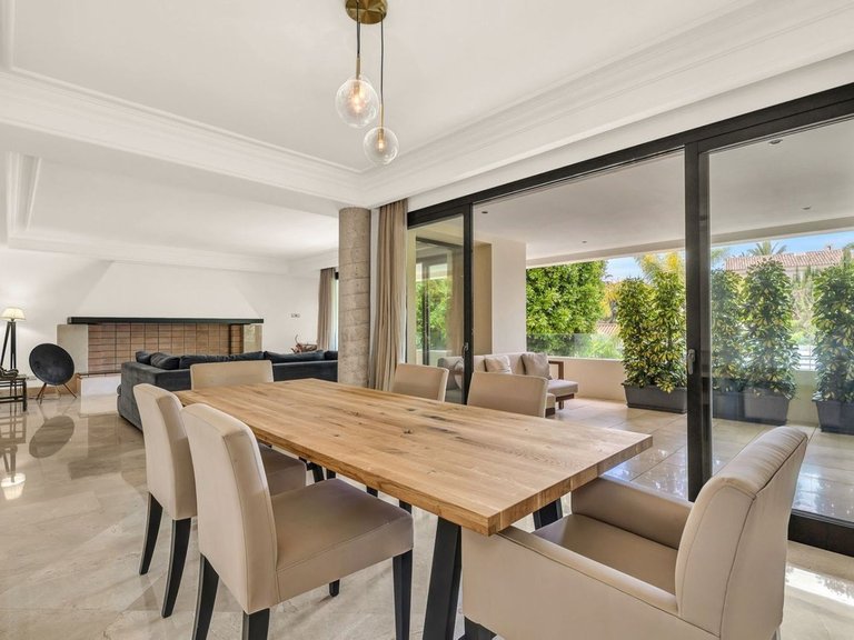 Apartment for Sale in Los Monteros, Malaga 13