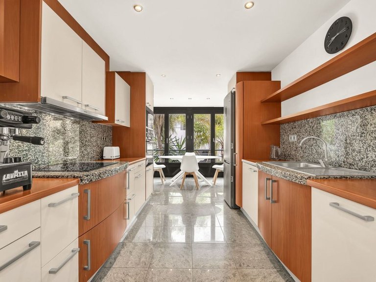 Apartment for Sale in Los Monteros, Malaga 14