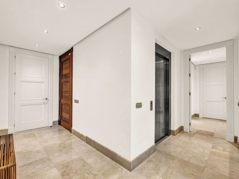 Apartment for Sale in Los Monteros, Malaga 18